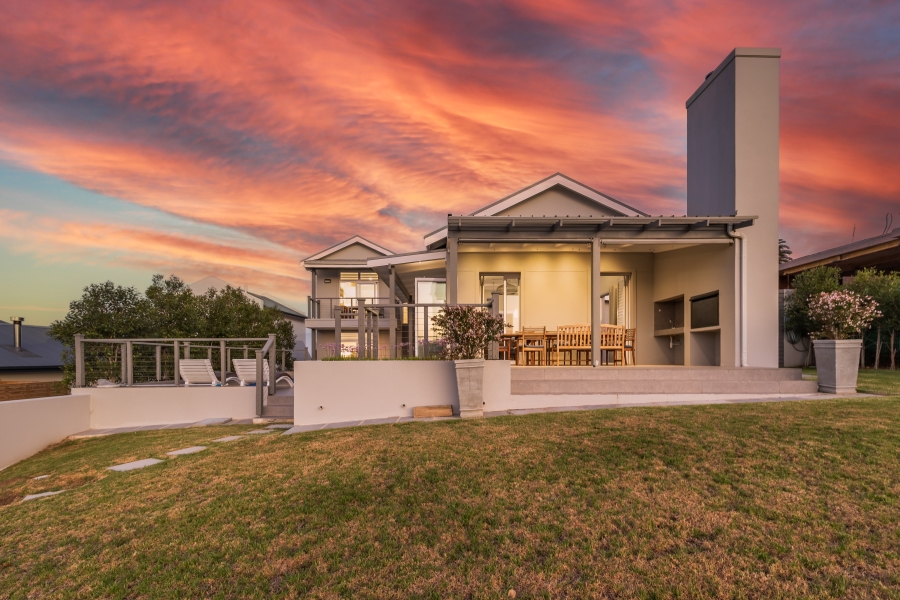 3 Bedroom Property for Sale in Baron View Western Cape